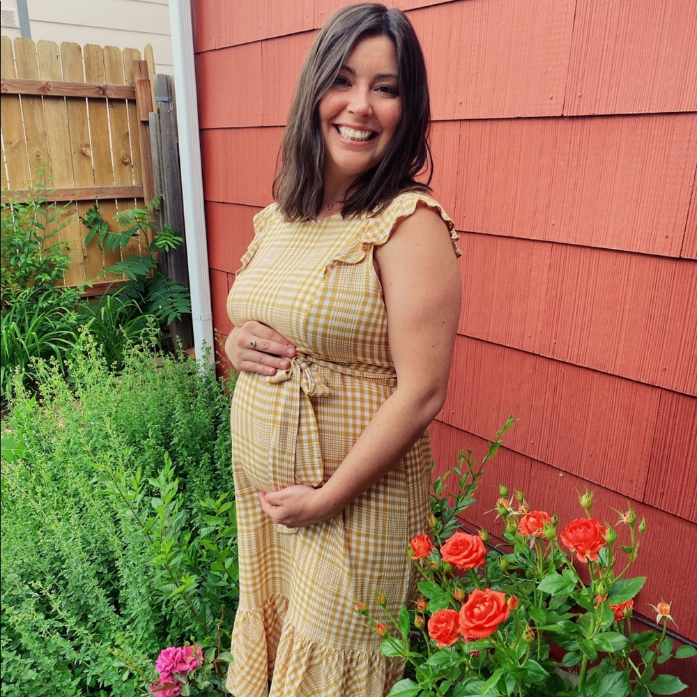 Hello 👋 - Picture 3 of 4